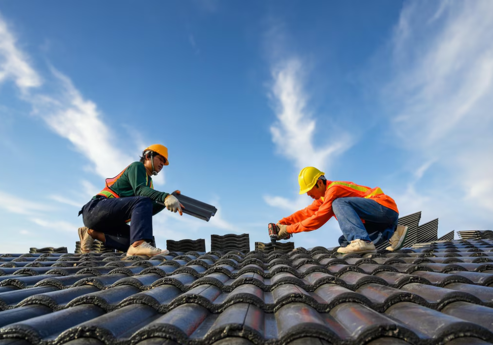 imgi_245_asian-male-roof-installer-asian-cons